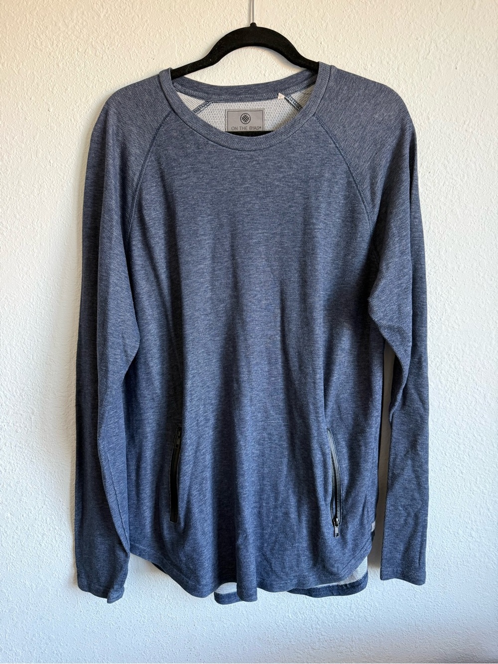 On The Byas Men's Long-Sleeve Heather Navy Crew Shirt